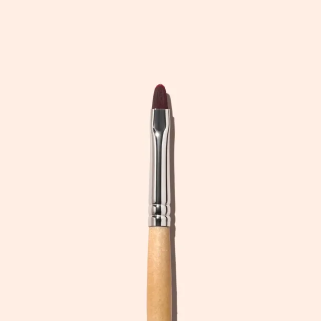 Manucurist Flat Brush neglepensel flat brush