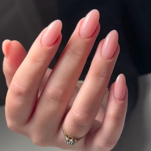 Light Elegance Lexy Line Baby Pink byggegel 10 ml semitransparent