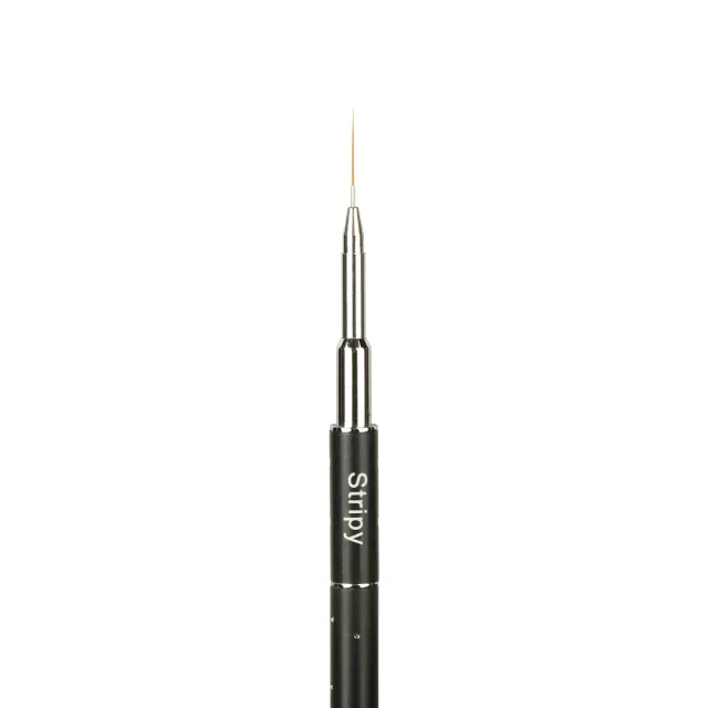 Light Elegance Stripy Celina Rydén nailartpensel striping