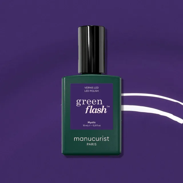 Manucurist Green Flash Mystic gellakk mørk fiolett