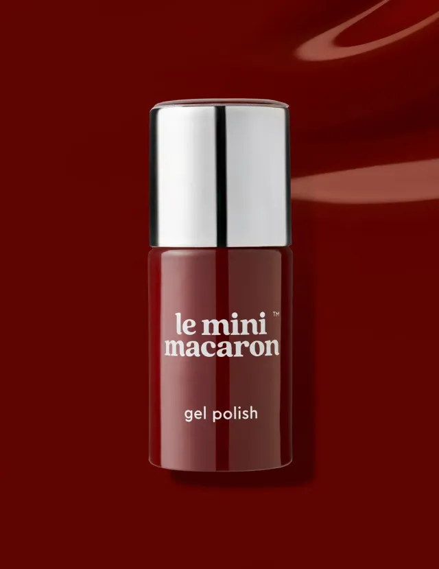 Le Mini Macaron Cassis gellakk 8,5 ml mørkerød